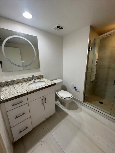 Building Photo - 335 S Biscayne Blvd
