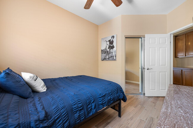 Building Photo - 79699 Carmel Valley Ave