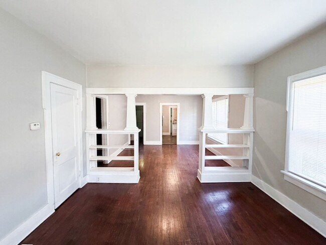Building Photo - 2b 1.5 ba w basement, Lawn Care + Trash Included