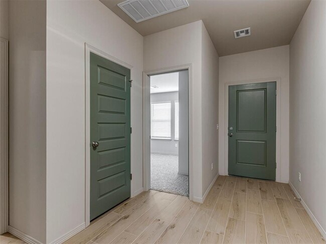 Building Photo - 10645 SW 18th St