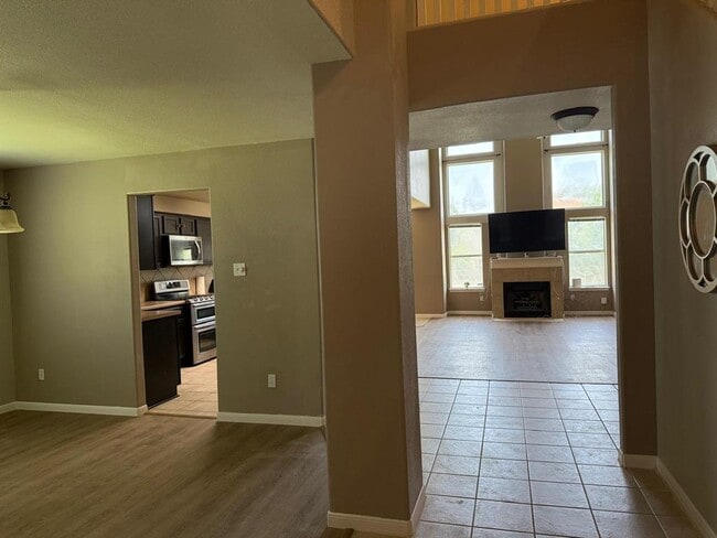 Building Photo - 206 Pheasant Ridge Dr