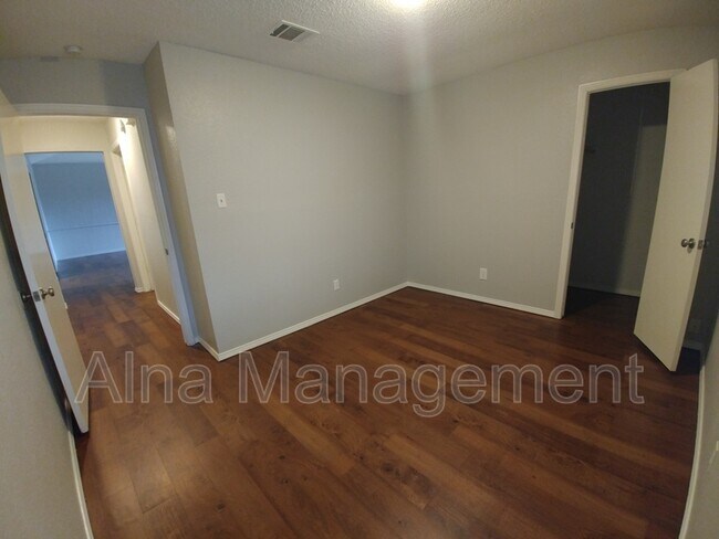 Building Photo - 6461 Whitehurst Dr