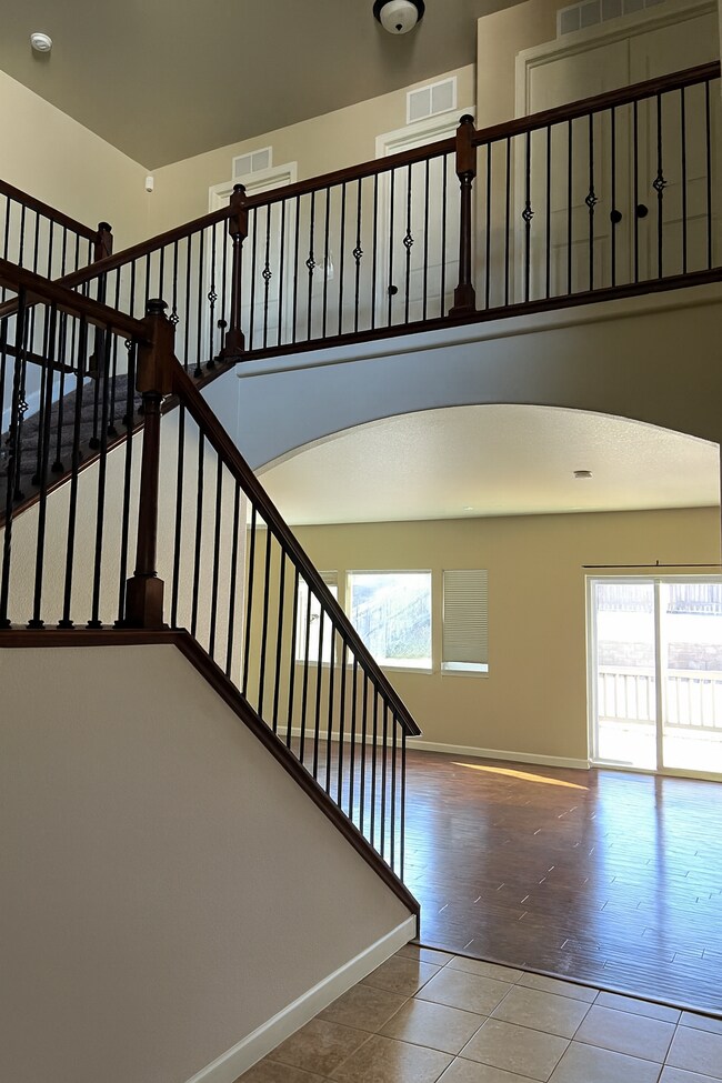 Building Photo - 7238 Dutch Loop