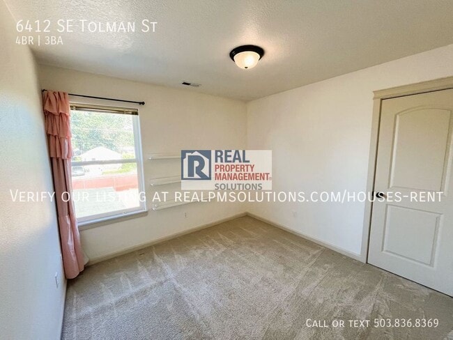 Building Photo - 6412 SE Tolman St