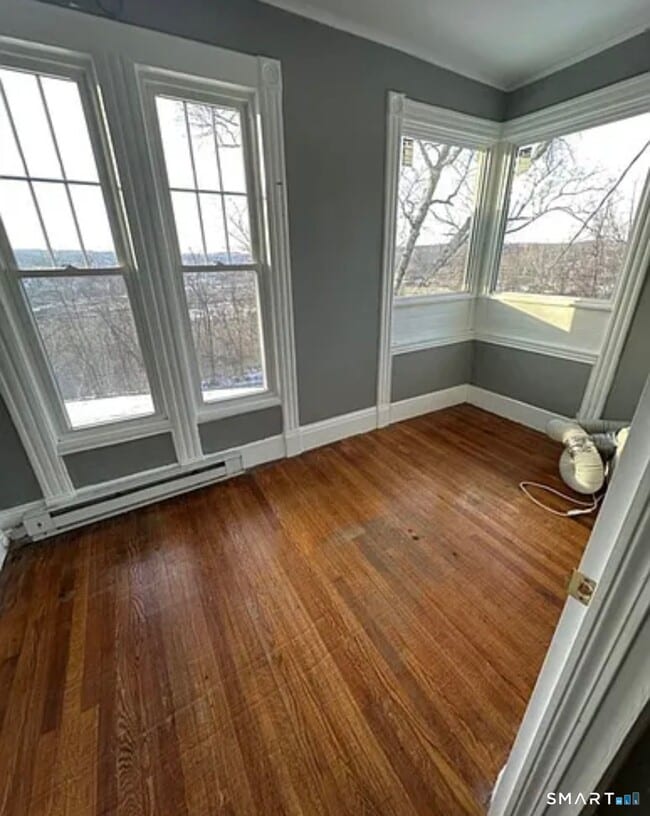 Building Photo - 484 Waterville St