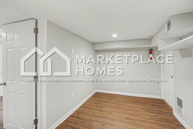 Building Photo - 3716 N Indiana Ave