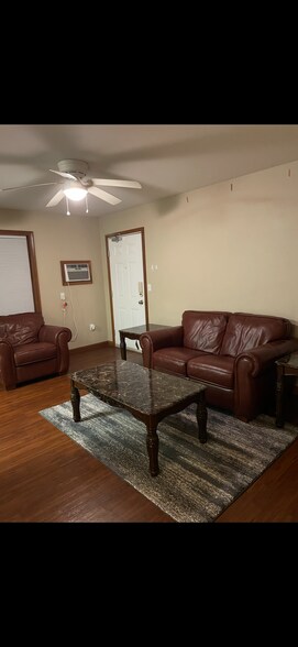 Building Photo - 129 1st St