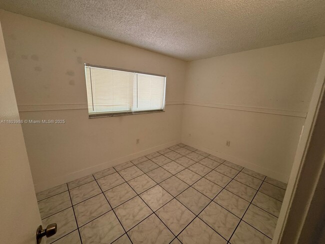 Building Photo - 8650 SW 133rd Avenue Rd