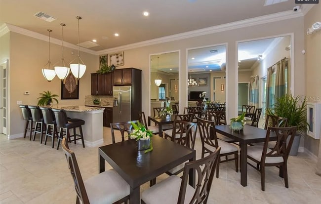 Building Photo - 2948 Oriole Dr