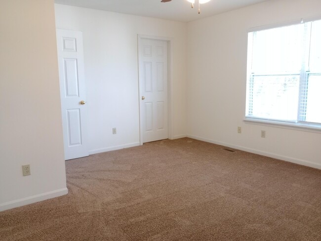 Building Photo - 3506 Delmar Ct