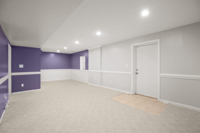 Building Photo - 10205 N Hampton Ln