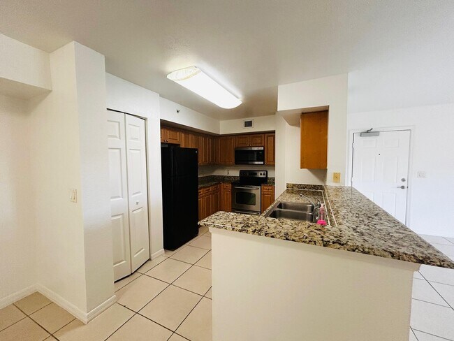 Building Photo - 6752 Heritage Grande