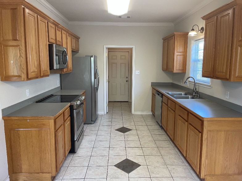 Building Photo - 179 Southern Charm Loop
