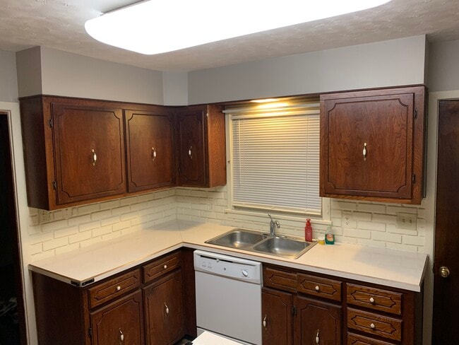 Building Photo - 3610 NW Michael St