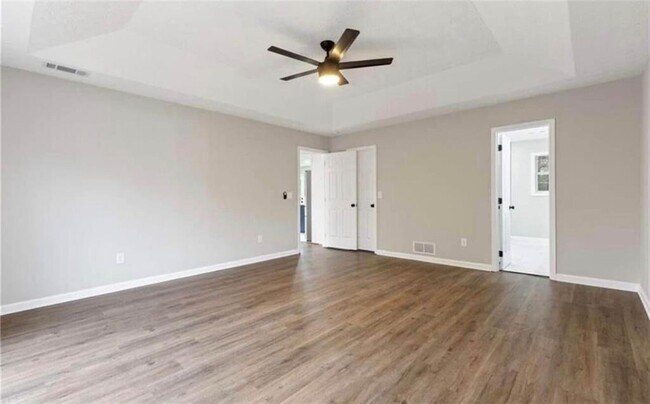 Building Photo - 934 Bay Ridge Dr