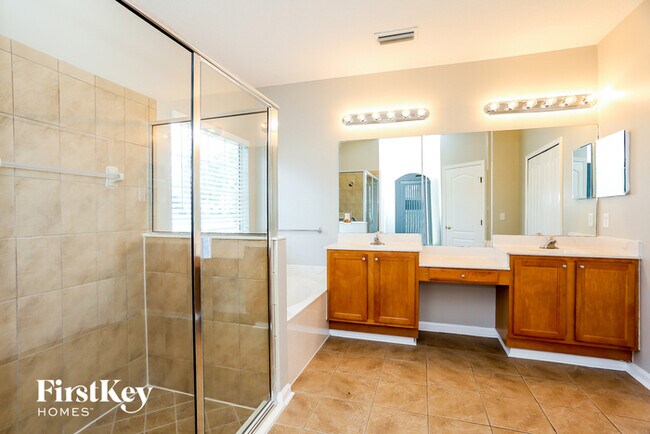 Building Photo - 2593 Country Side Dr