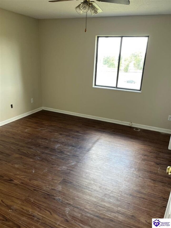 Building Photo - 1709 Cliff Ridge Ct