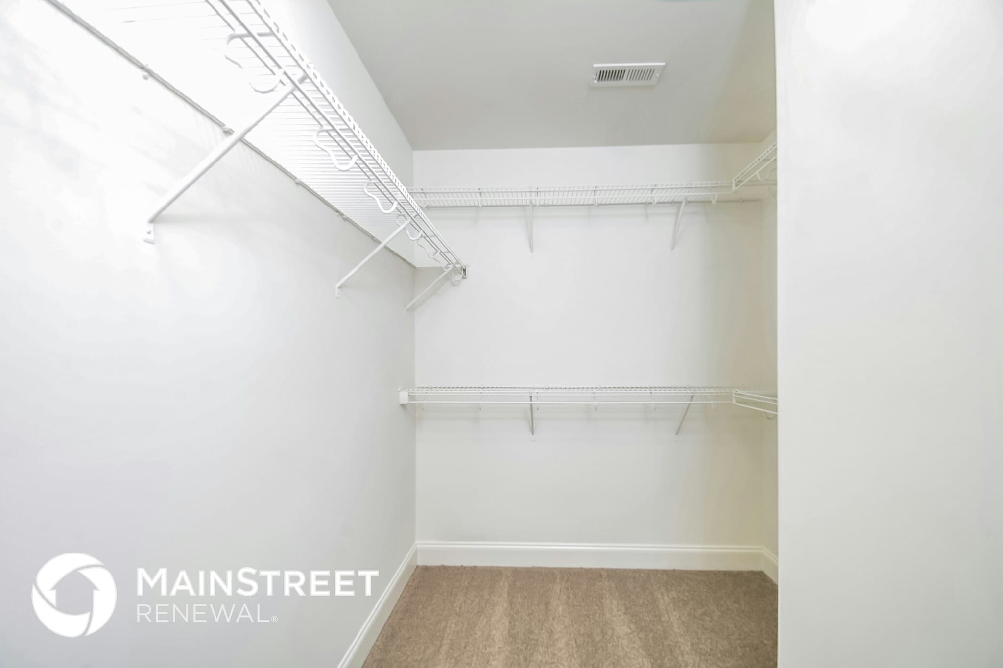 Building Photo - 39 Wood Green Dr