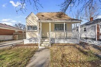 Building Photo - 1312 Pagel Ave