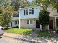 Building Photo - 46 Otsego Dr