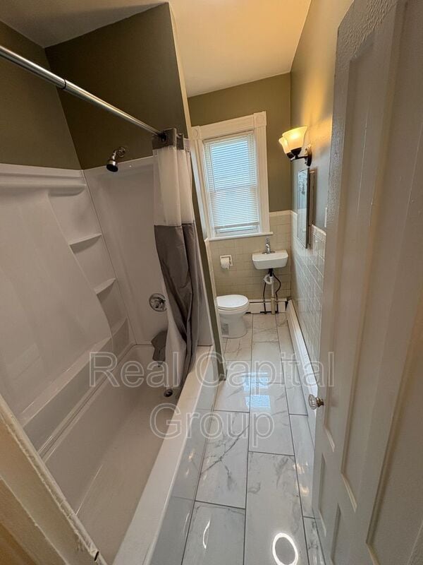 Building Photo - 708 Westover Pl