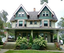 Building Photo - 1439 W Clifton Blvd