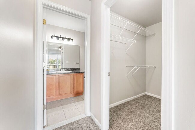 Building Photo - 202 Taddeo Dr