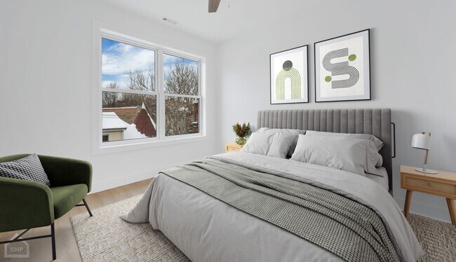 Building Photo - 3322 N Halsted St