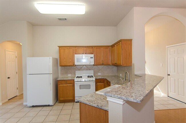 Building Photo - 1006 Promenade Ct