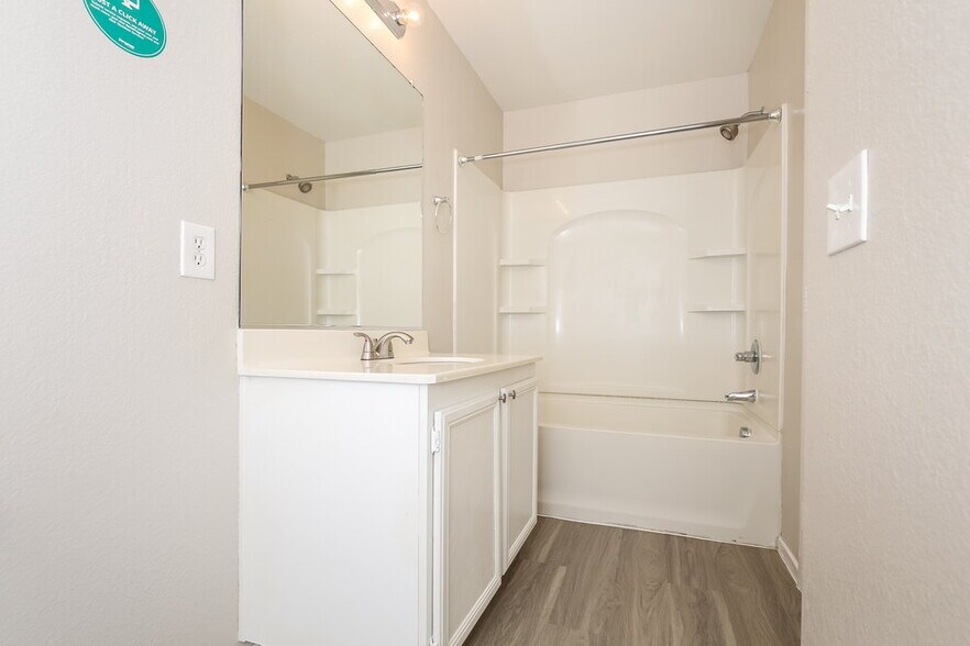 Building Photo - 3124 Alder Grove Ct
