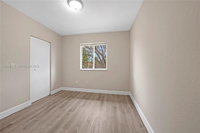 Building Photo - 3533 Sonoma Dr