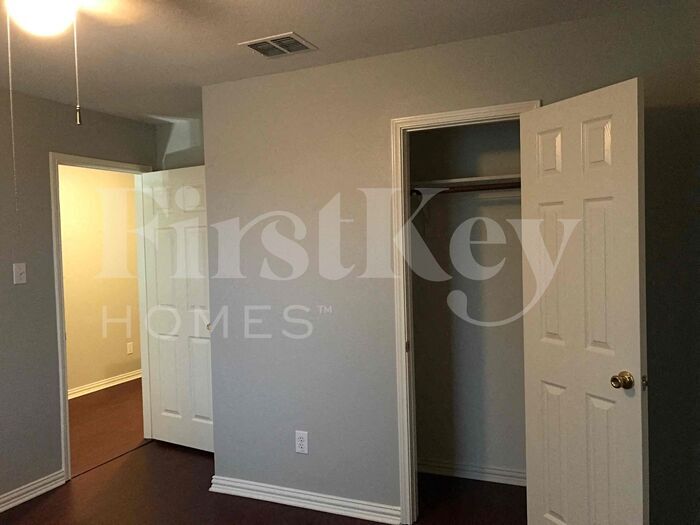 Building Photo - 8312 Tribute Ln