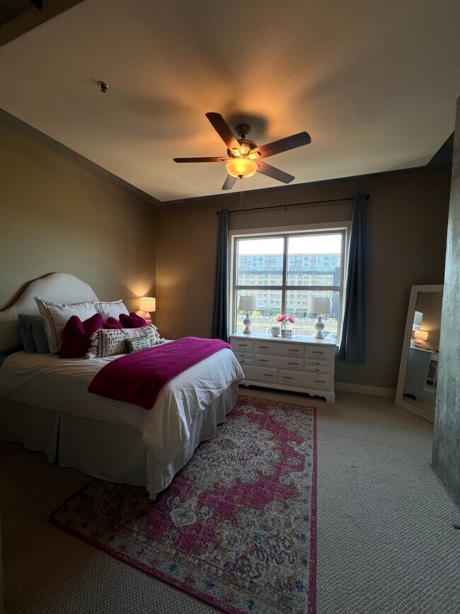 Bedroom 2 - 150 Bee St