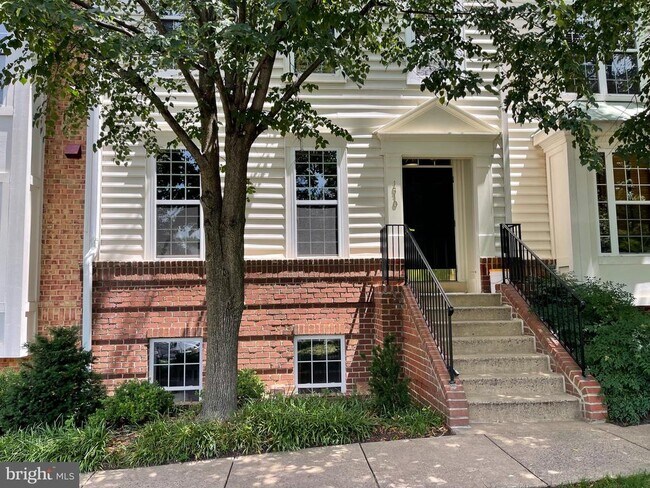 Building Photo - 1510 Northern Neck Dr