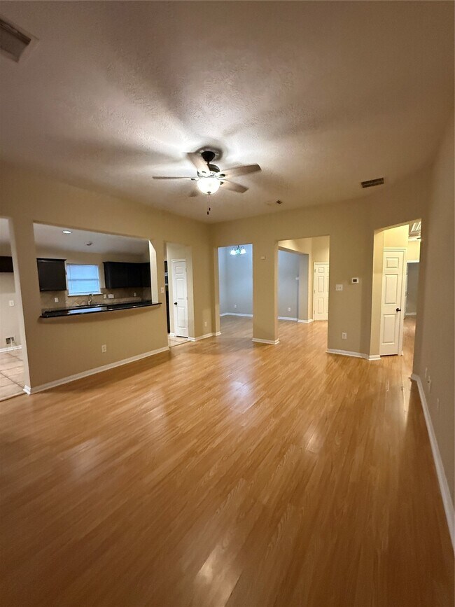 Building Photo - 22031 Falvel Dr