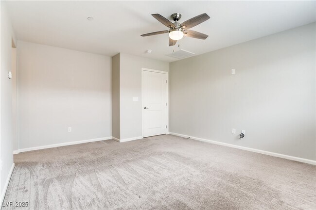 Building Photo - 2517 Bankhurst St