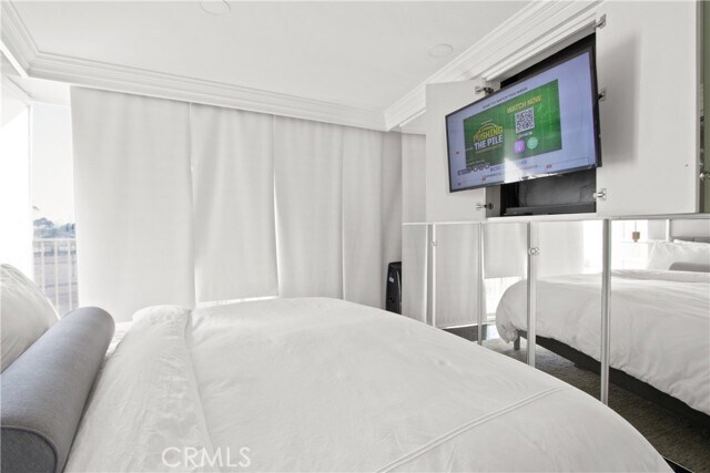 Building Photo - 700 E Ocean Blvd