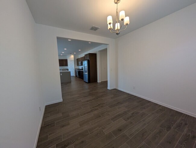 Building Photo - 4 Bedroom 3 Bathroom Parkside Los Cielos Home