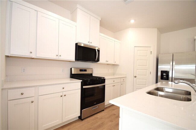 Building Photo - 373 Florida Ave