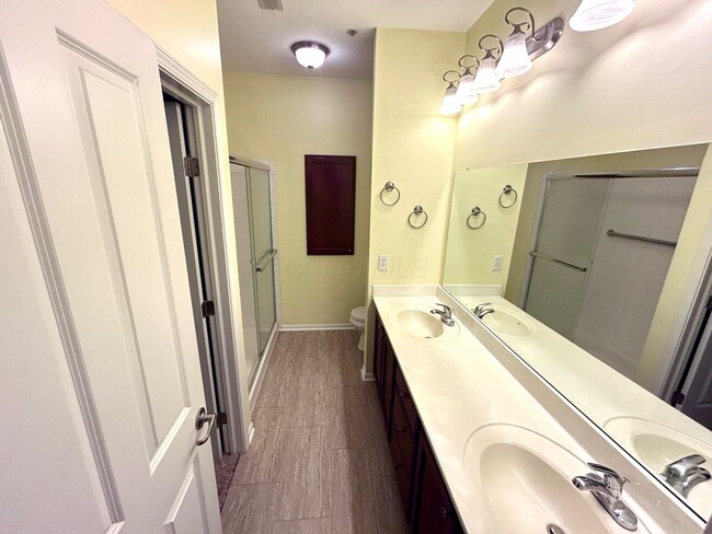 Building Photo - 6120 Sowerby Ln