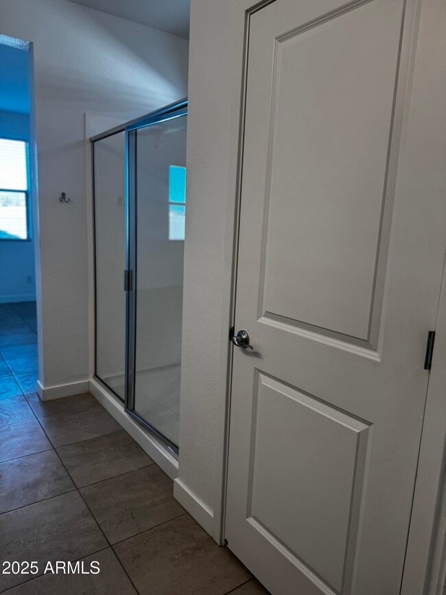 Building Photo - 23436 W Winslow Ave