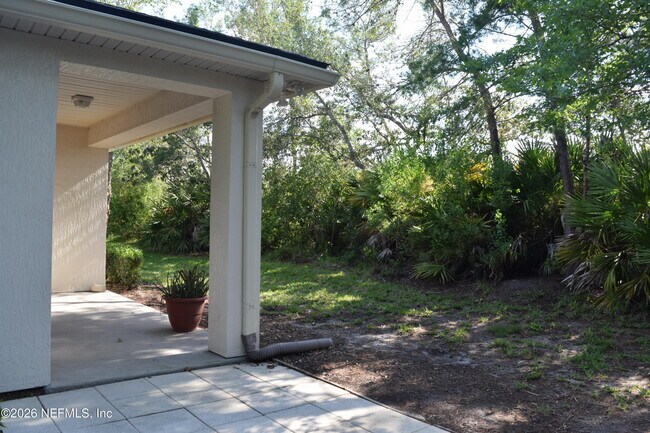 Building Photo - 247 Amistad Dr