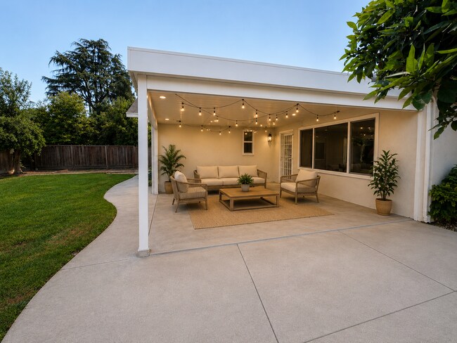 Building Photo - Charming Single-Story Home 4 bed 2 bath in Pleasanton’s Desirable Birdland Neighborhood