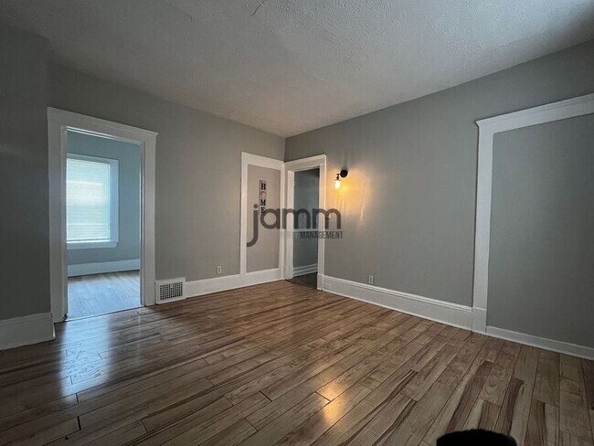 Building Photo - 2602 Vega Ave