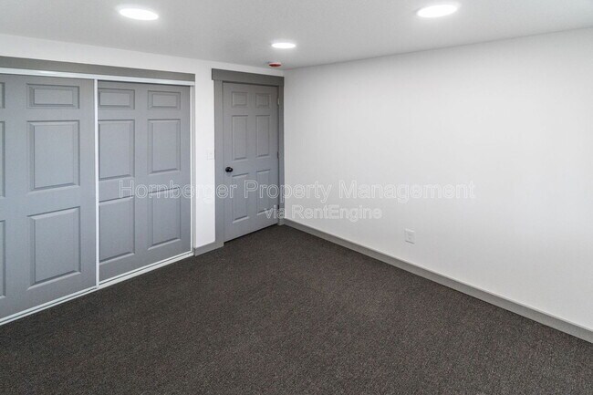 Building Photo - 3519 E 17th Ave