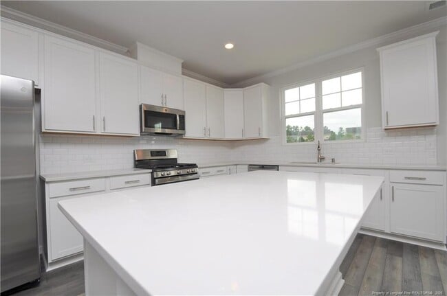 Building Photo - 1057 Shoreside Dr