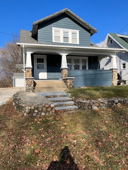 Building Photo - 1479 Canadian Ave