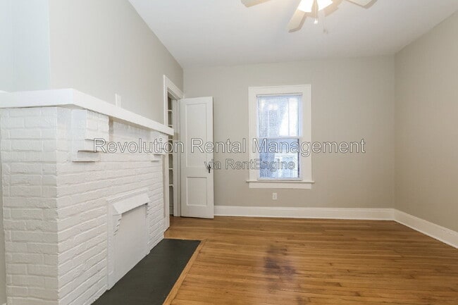 Building Photo - 2034 Cambridge Ave