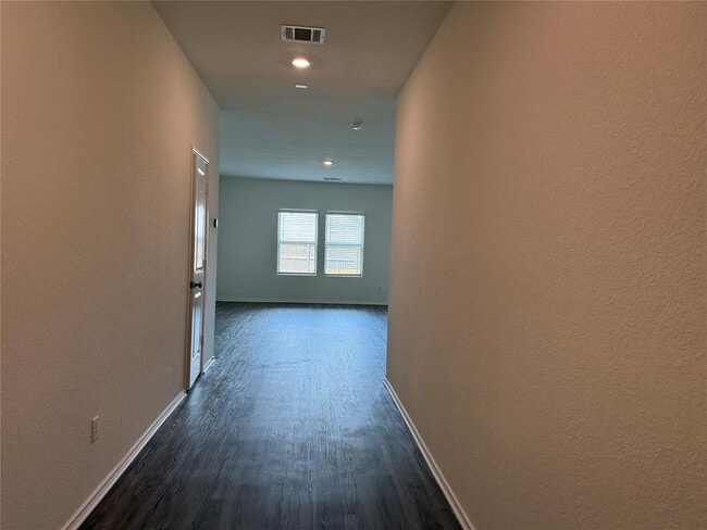Building Photo - 112 Crownover Cove