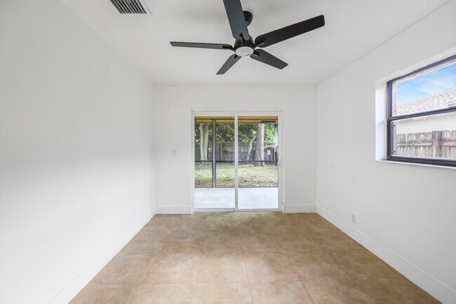 Building Photo - 12452 Guilford Way